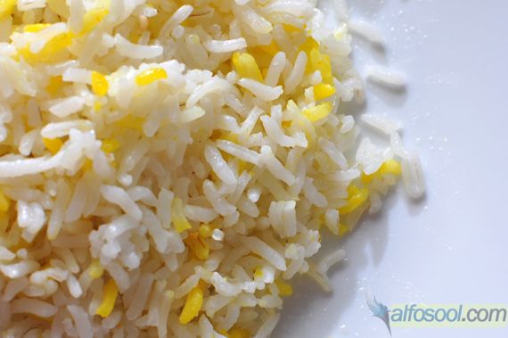Easy Saffron Chicken with Saffron Rice